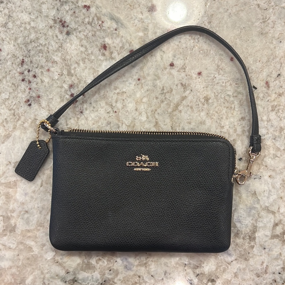 Small Coach Wristlet/Wallet Black